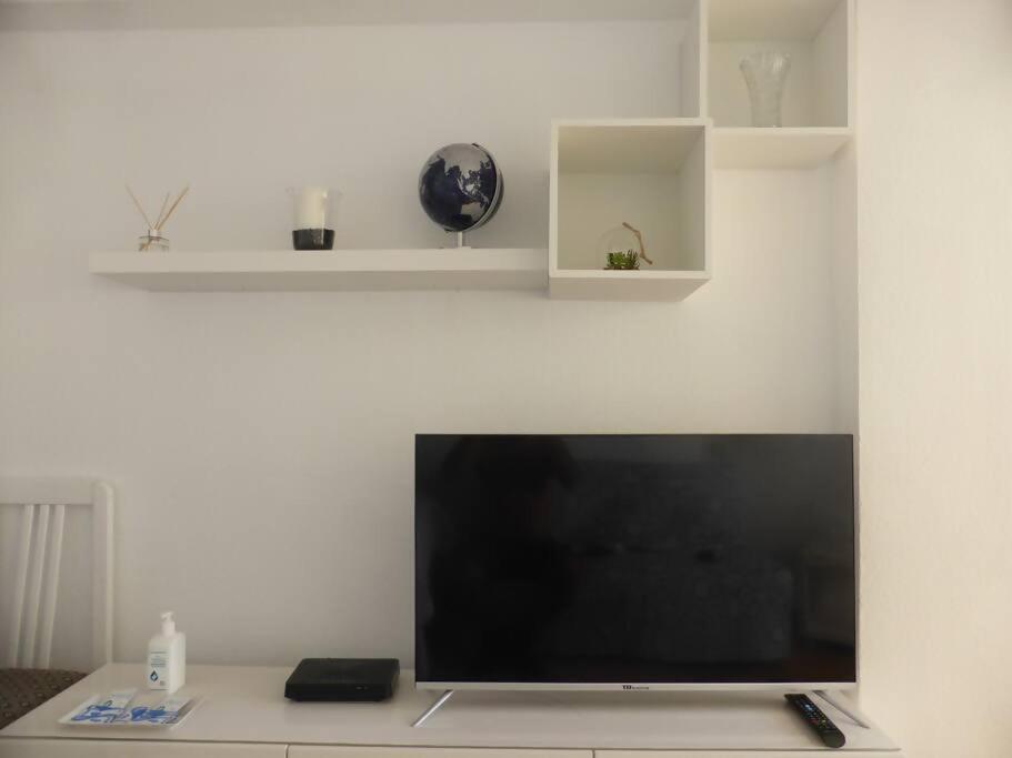 Estudio Nefeli Primera Linea Playa Amazing Views Benalmadena Exterior photo