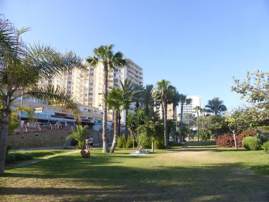 Estudio Nefeli Primera Linea Playa Amazing Views Benalmadena Exterior photo