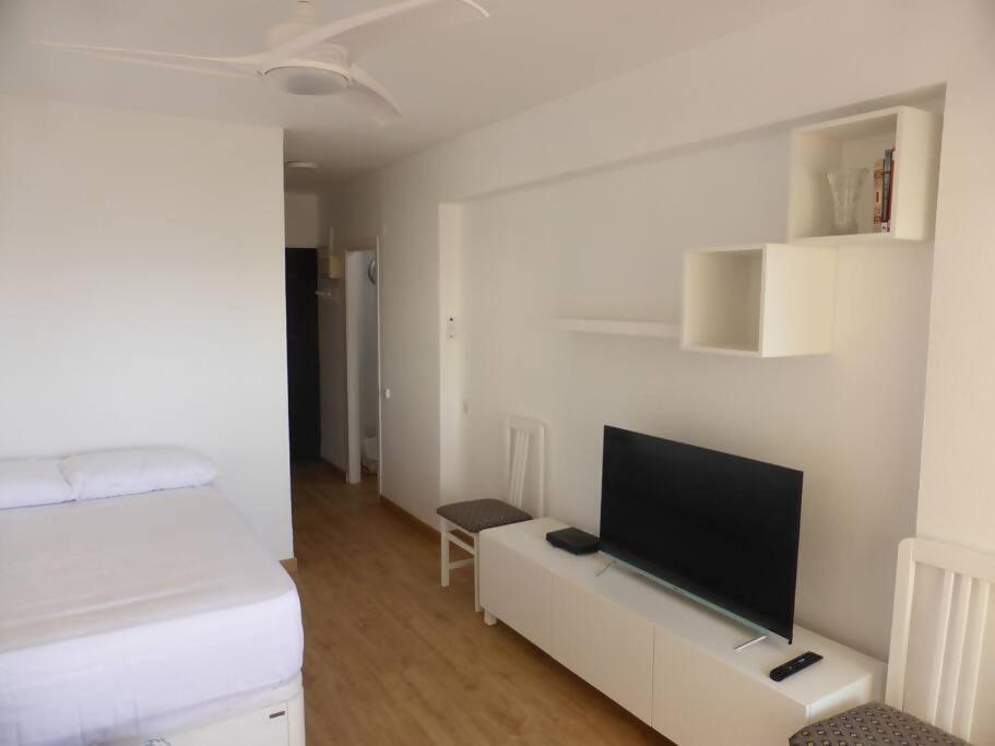 Estudio Nefeli Primera Linea Playa Amazing Views Benalmadena Exterior photo